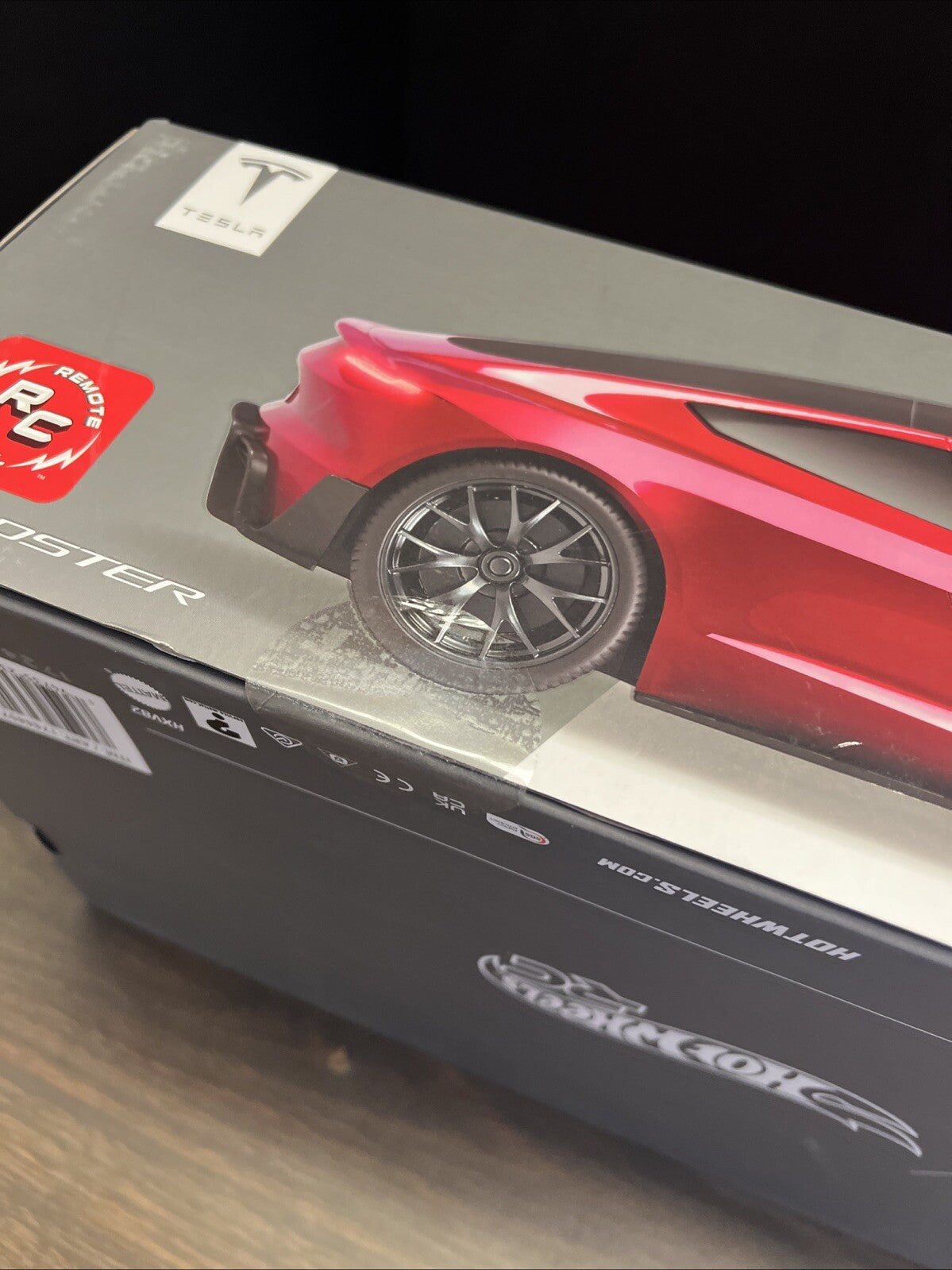 NEW Tesla Roadster Remote Control Hot Wheels RC Car 1:10 Scale RED