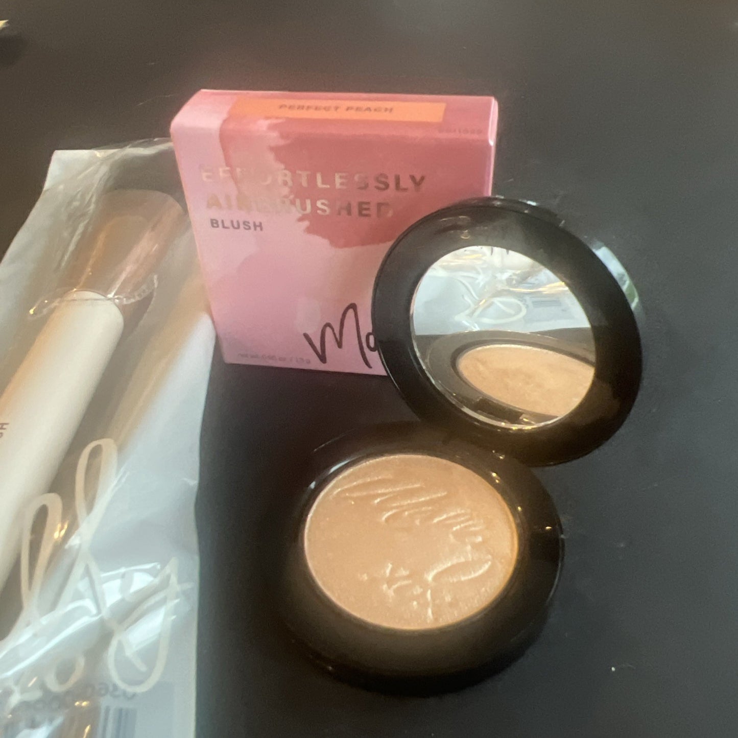 Mally XO EFFORTLESSLY AIRBRUSHED Highlighter Stardust & Blush Brush Set (4pc)