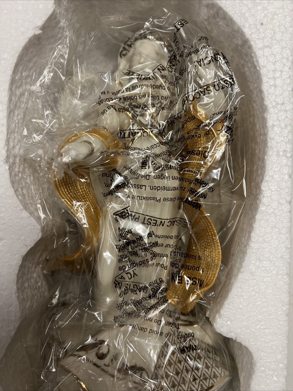 Lenox First Blessing Nativity Angel of Peace Porcelain Christmas Figurine 863067