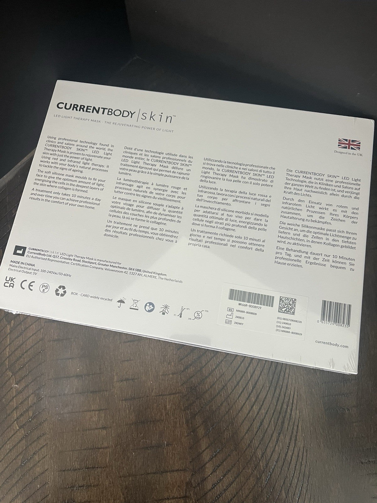 CurrentBody Skin LED Red Light Therapy Face Mask Series 1 New In Box, Sealed!!