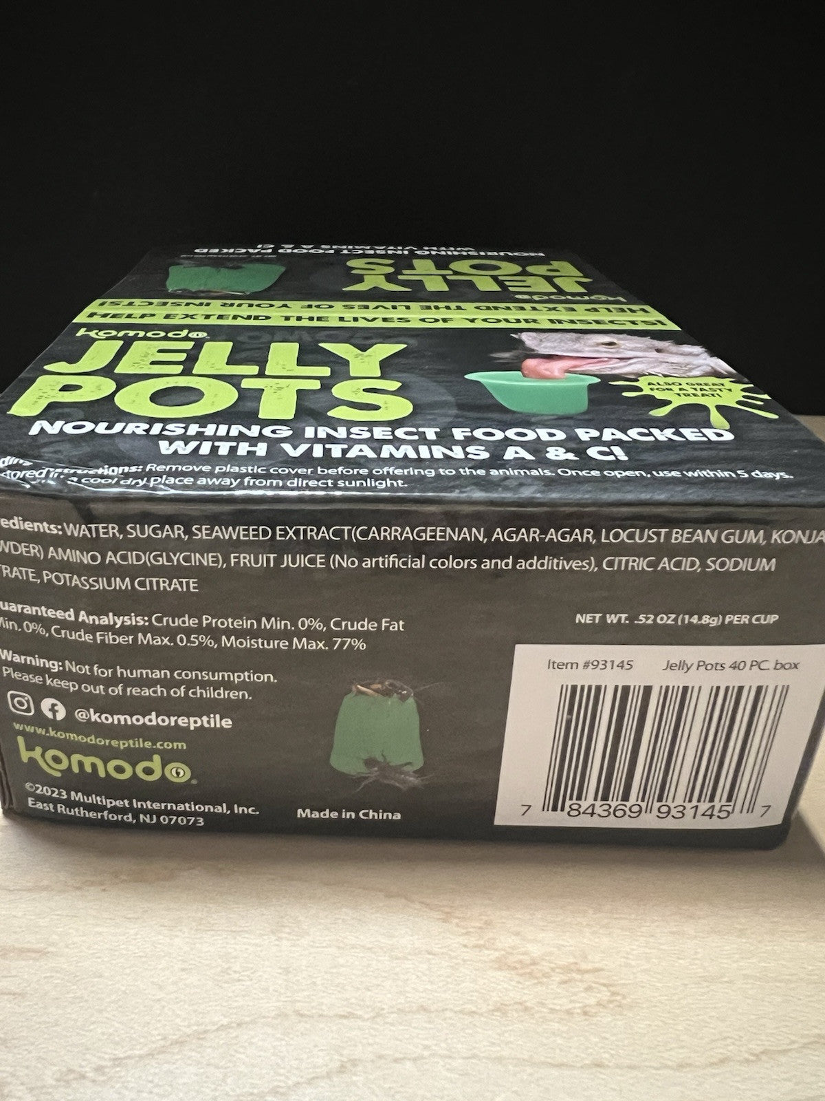 Komodo Jelly Pots Mixed Fruit Flavor Insect Food 40 Count Display (16g per Cup)